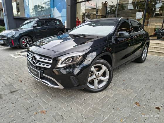 MERCEDES-BENZ GLA 200 1.6 CGI FLEX ENDURO 7G-DCT MERCEDES-BENZ GLA 200 1.6 CGI FLEX ENDURO 7G-DCT